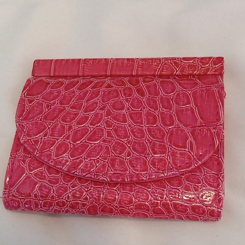 Pink Crocodile Embossed Women's Wallet